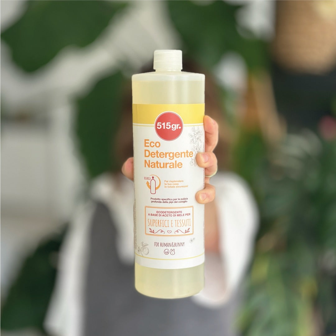 ECO DETERGENTE NATURALE / Ricarica da 1L - Igiene VS Coniglio Piscione 1 a 0