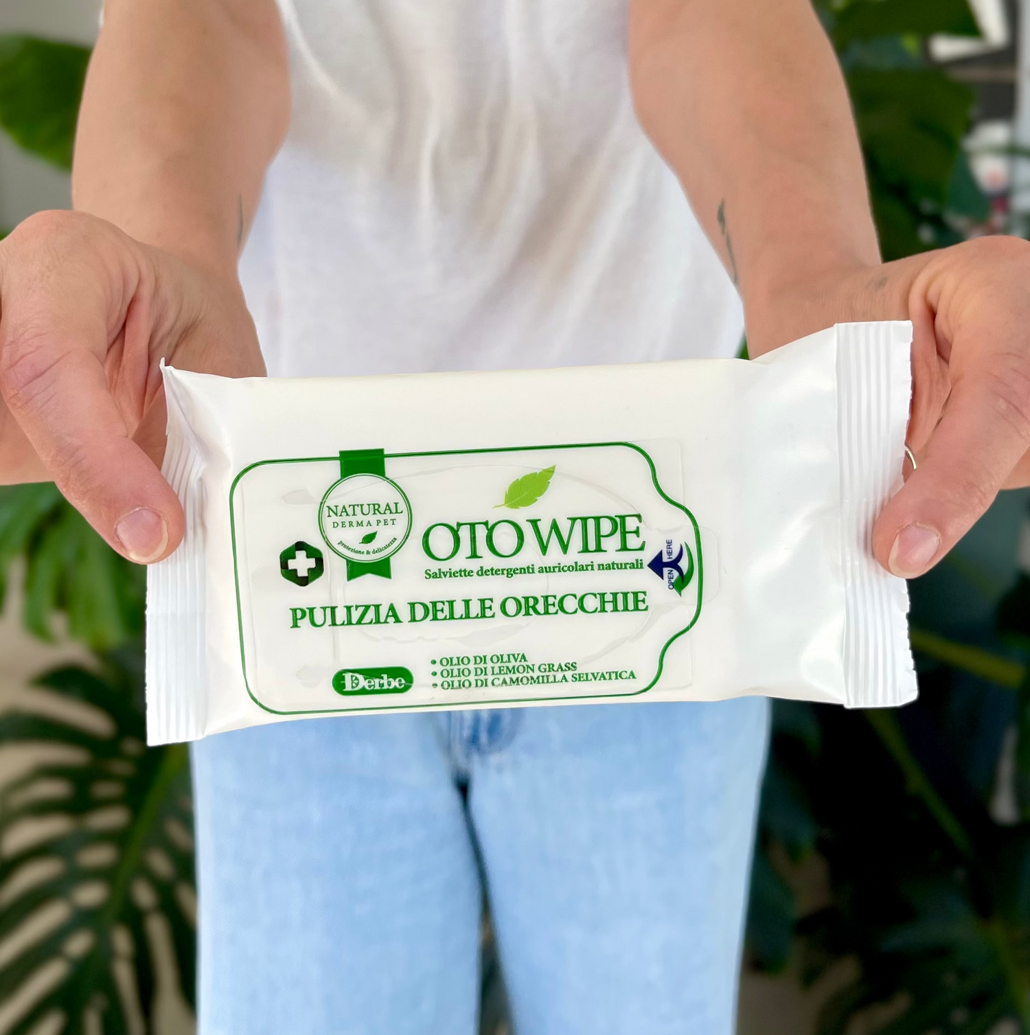 SALVIETTE . PULIZIA PER ORECCHIE
